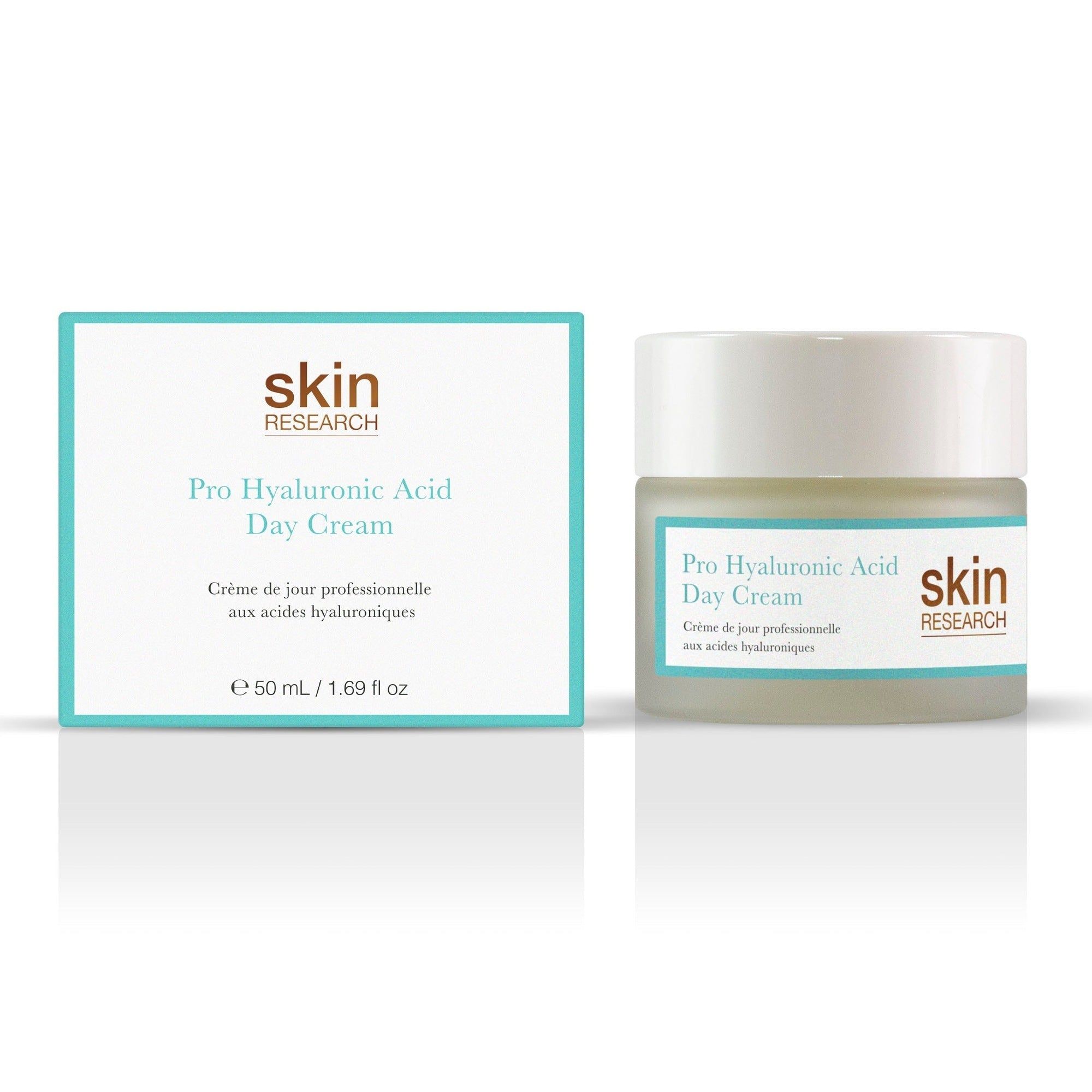 Creme-Glas und Schachtel. Aufschrift: Pro Hyaluronsäure Tagescreme. Marke: skin RESEARCH. Volumen: 50 ml.