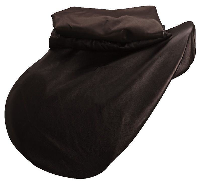 Schwarzer Sattelschutzbezug, teilweise auf einem Sattel platziert. Stoffbezug, gefaltet.