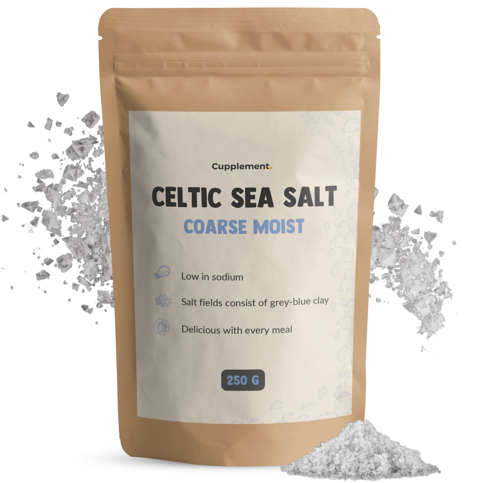 Beutel mit Cupplement Celtic Sea Salt, grob, feucht. Text: Low in sodium, Salzfelder bestehen aus grau-blauer Tonerde, köstlich.