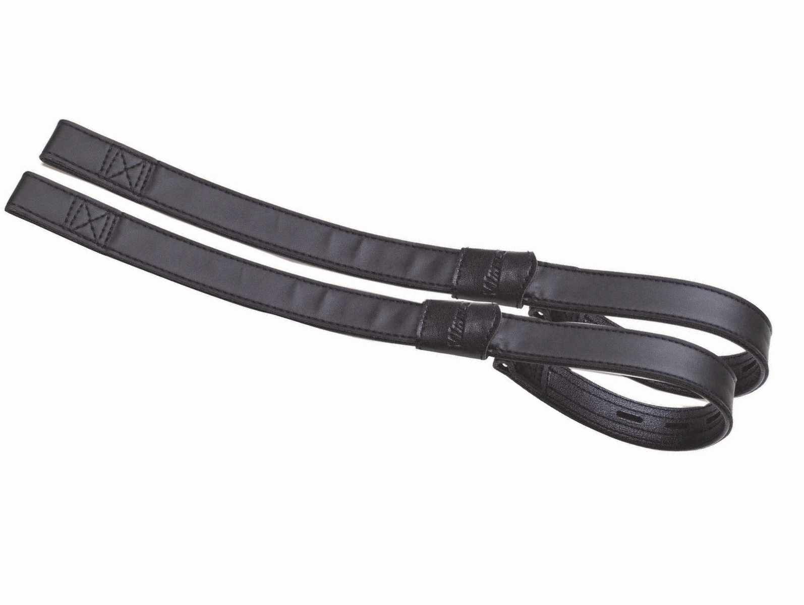 Zwei schwarze Wintec Webbers Steigbügelriemen. Lederoptik, mit Logo.