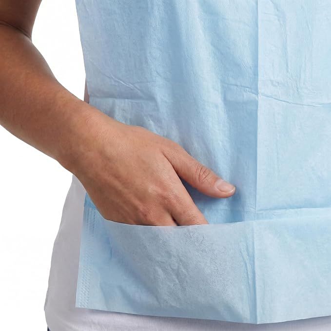 Nahaufnahme eines blauen Einweg-Schutzlakens mit integrierter Tasche.