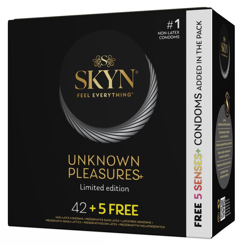 Schwarze Verpackung. SKYN-Logo. Aufschrift: Unknown Pleasures+, Limited Edition, 42+5 FREE. Nicht-Latex-Kondome.