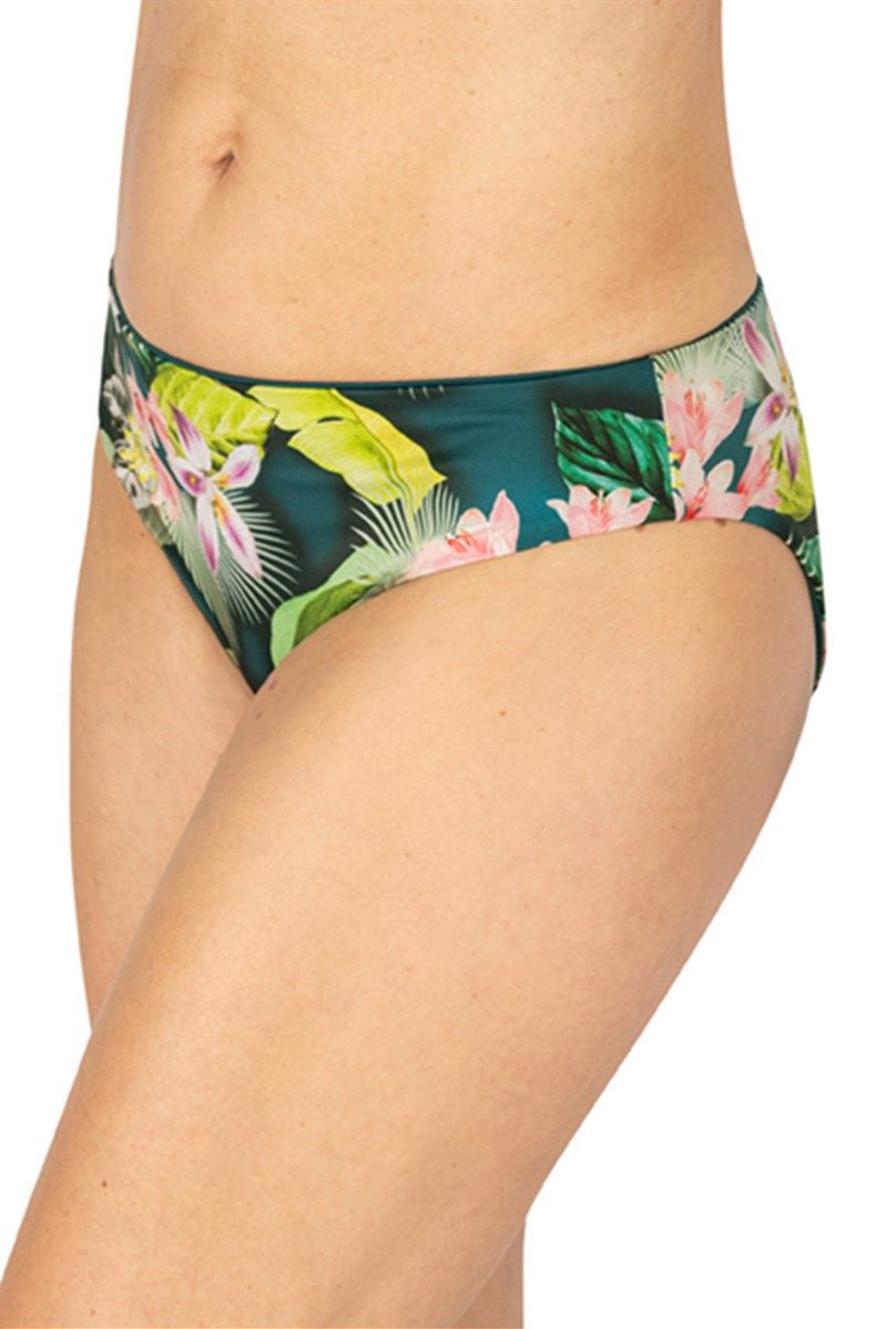 Bikinihose mit floralem Muster. Seitenansicht, getragen von einer Person. Dunkelgrüner Stoff mit bunten Blumen und Blättern.