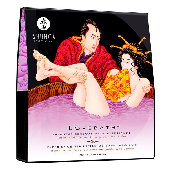 Verpackung mit Illustration eines Paares in einem Bad. Text: Lovebath, japanische sinnliche Badeerfahrung. Nettoinhalt: 650 g.