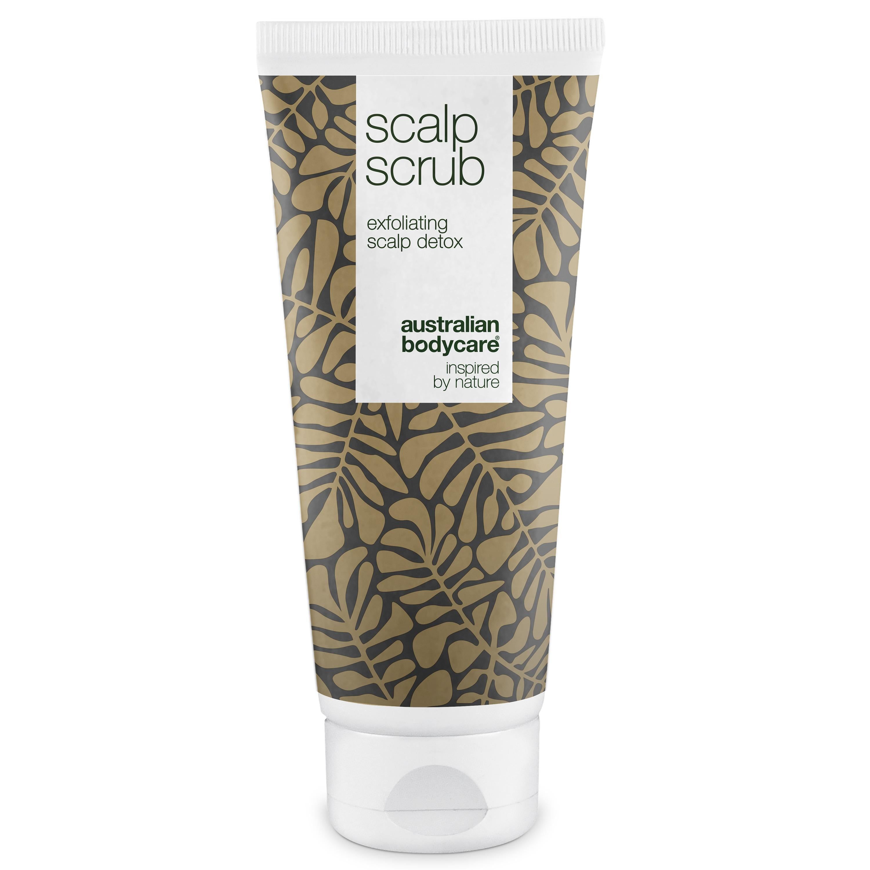 Tube mit Kopfhautpeeling. Weißer Deckel, goldfarbenes Muster. Text: Scalp Scrub, Australian Bodycare.