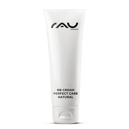 Weiße Tube mit RAU Cosmetics Logo und BB Cream Aufschrift. Produktansicht.