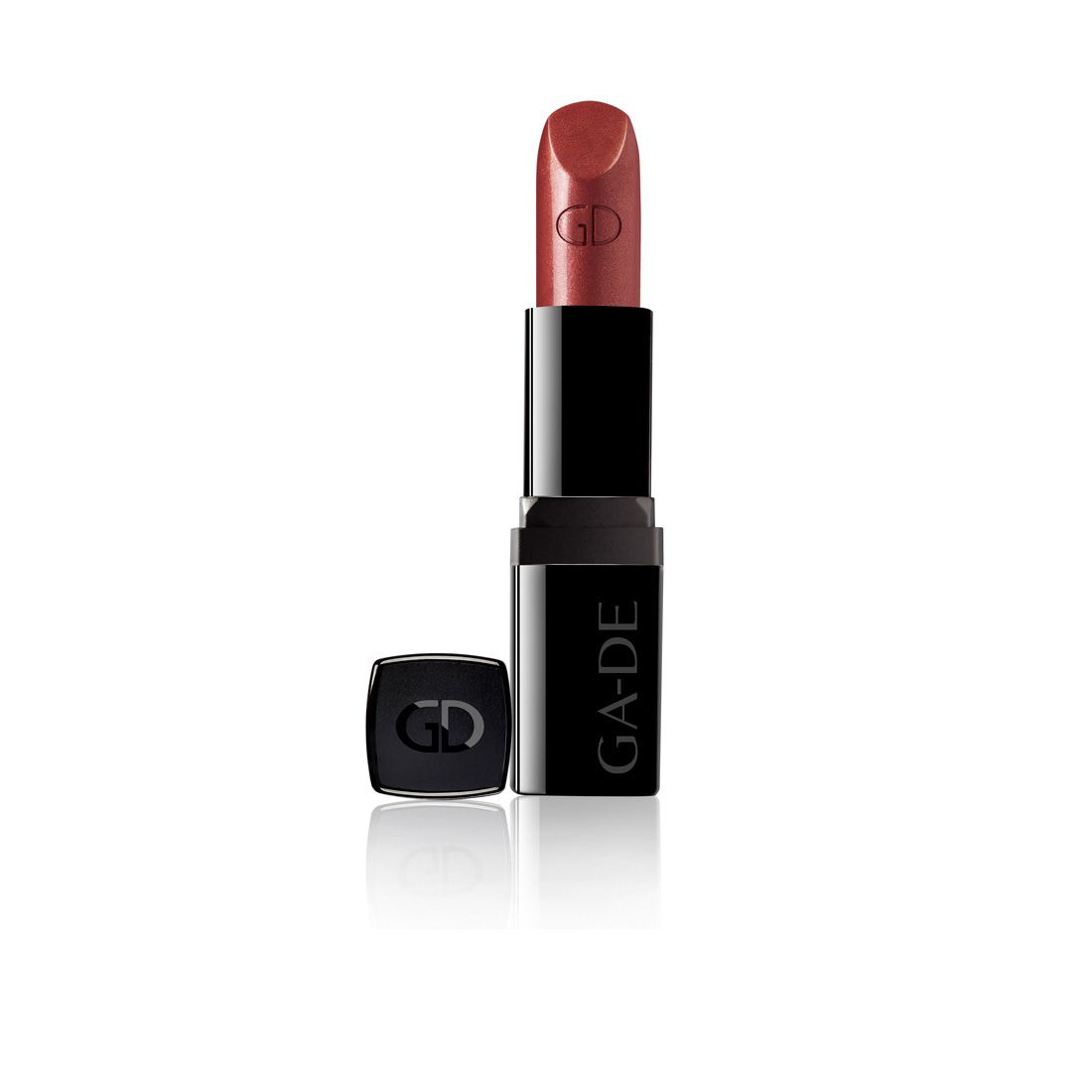 Lippenstift mit schwarzer Hülse und abgenommener Kappe. Auf dem Lippenstift und der Kappe ist ein Logo zu sehen. Der Lippenstift hat eine rosabraune Farbe.