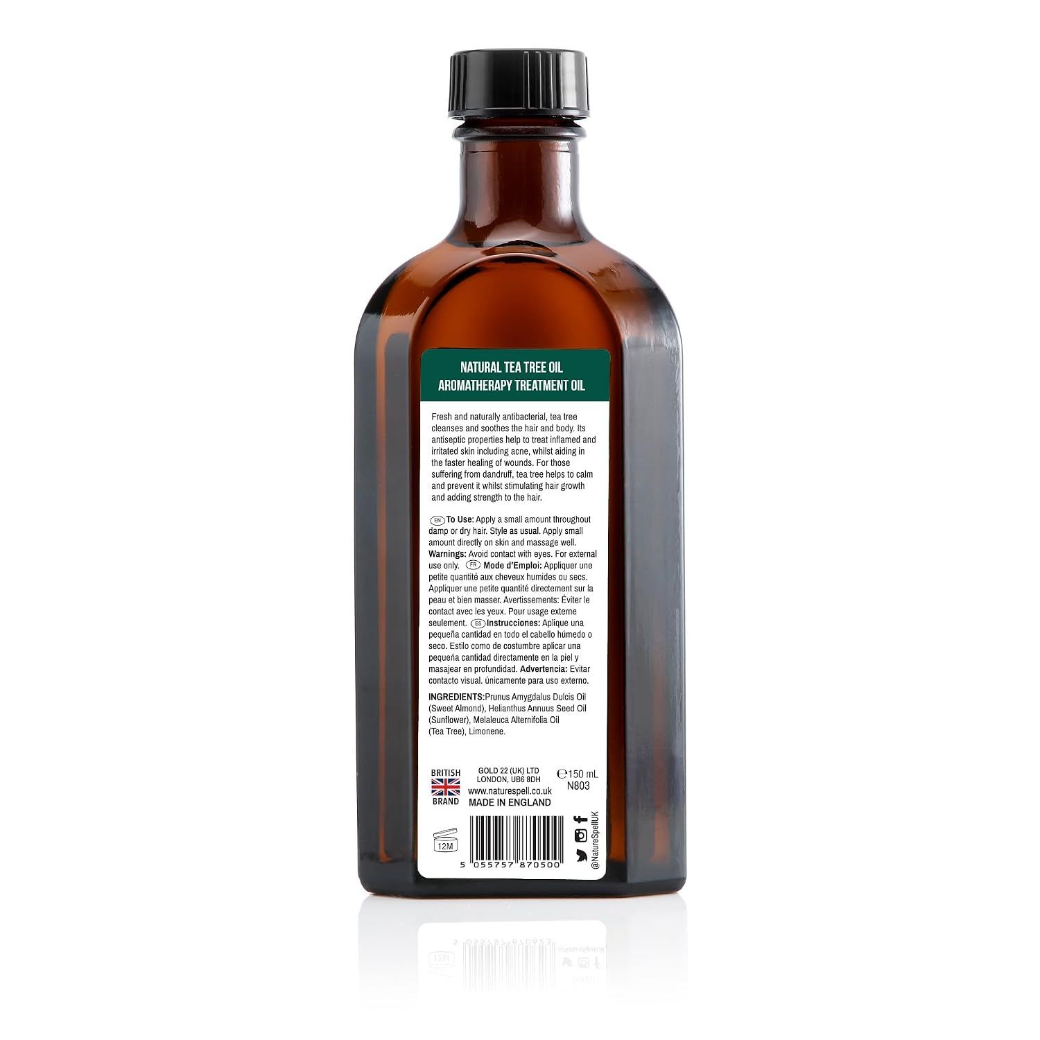 Mehrere Flaschen Nature Spell Natural Tea Tree Oil auf beigefarbenem Hintergrund.