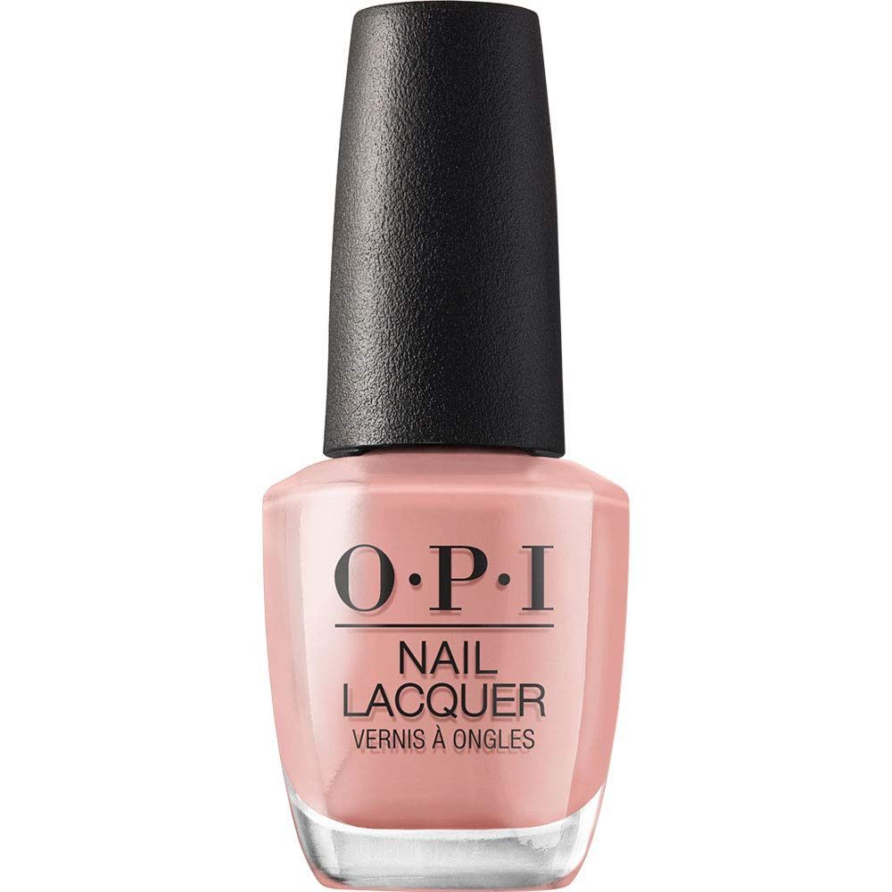 OPI Nagellacke Flasche. Rosa Lack mit schwarzem Deckel. Produktname und Marke sichtbar.