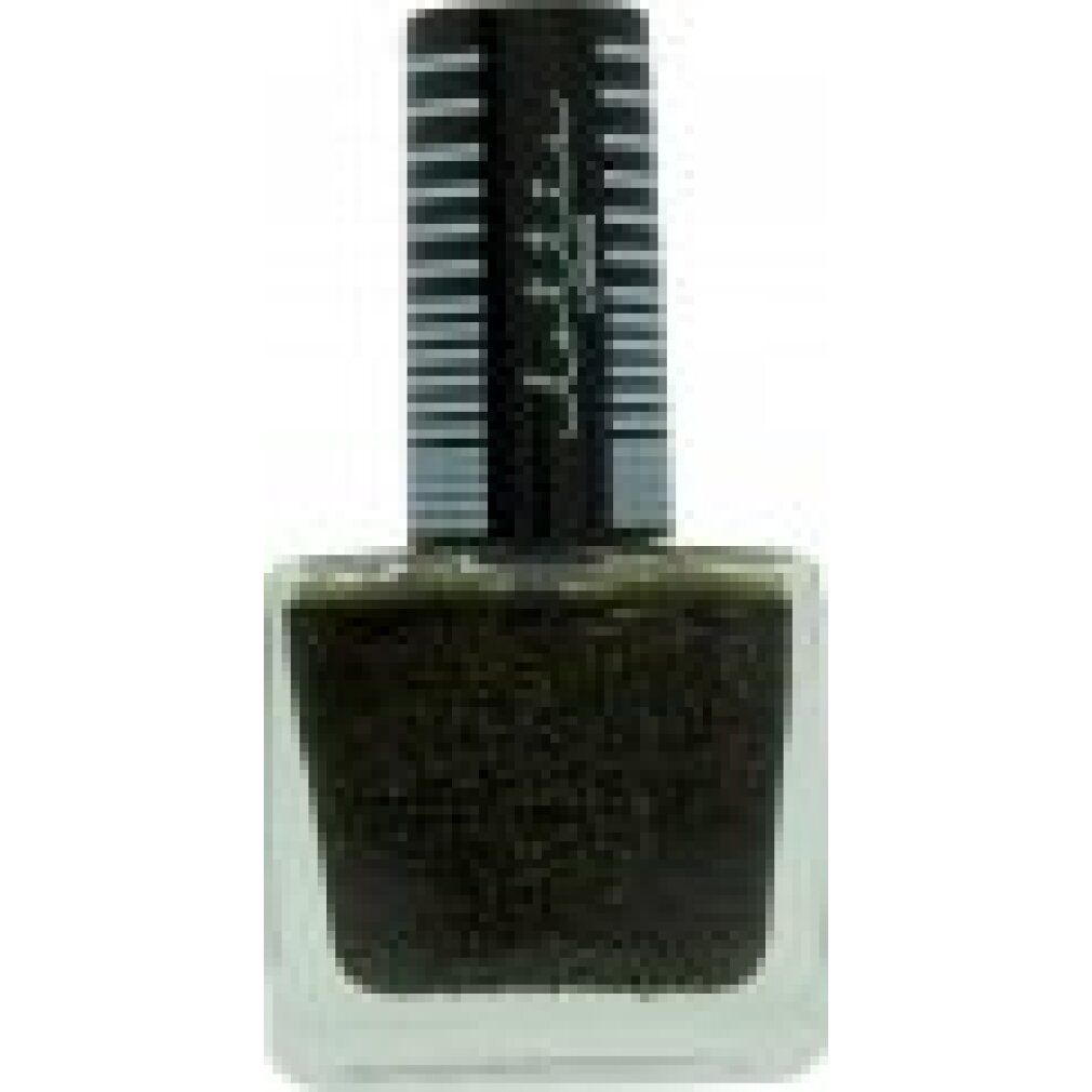 Nagellackflasche mit schwarzem Inhalt. Schwarzer Deckel mit weißer Schrift und Streifen. Lottie London Logo.