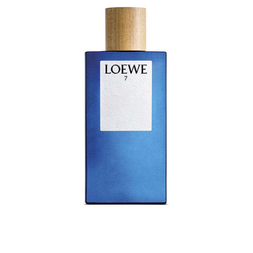 Blaues Flakon mit Holzverschluss. Auf weißem Etikett steht "LOEWE 7".