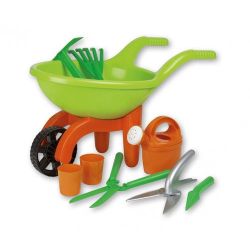 Grüne Schubkarre mit orangefarbenem Gestell, schwarzem Rad und Gartenwerkzeug. Verschiedene Werkzeuge.