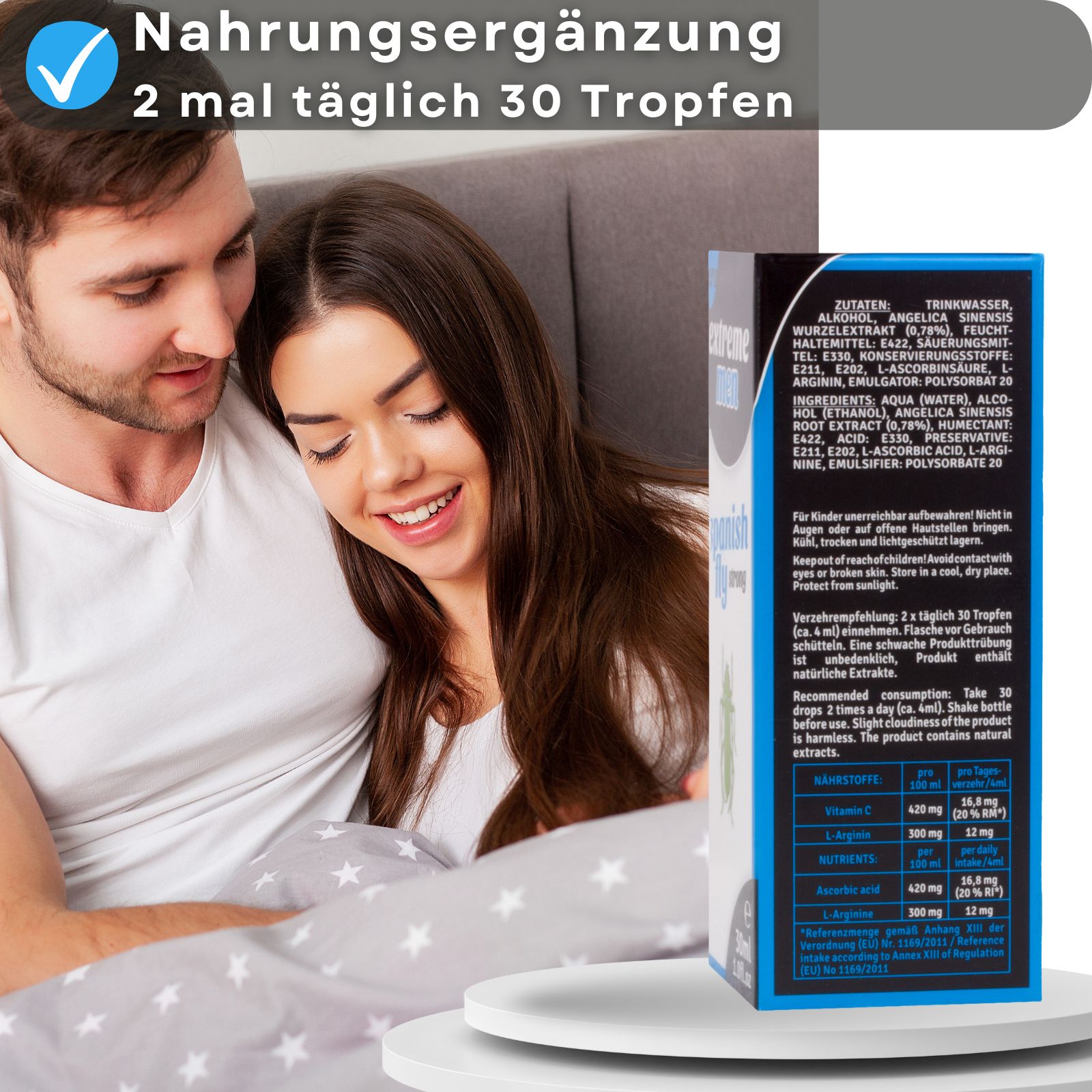 Paar im Bett. Daneben eine Schachtel mit Produktinformationen. Text auf Deutsch.