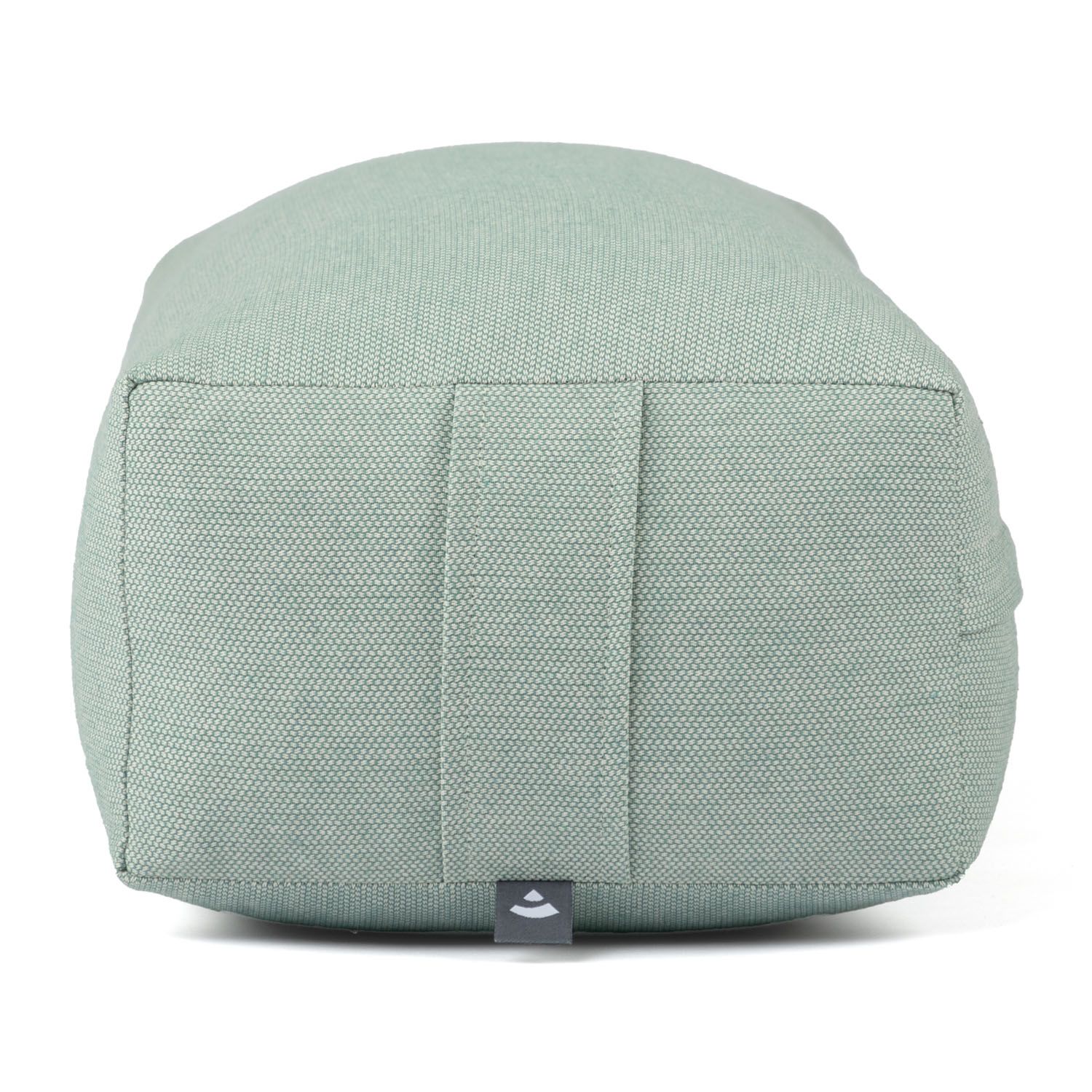Hellgrünes Yoga-Bolster, rechteckig mit abgerundeten Ecken. Auf einer Seite ein Logo.