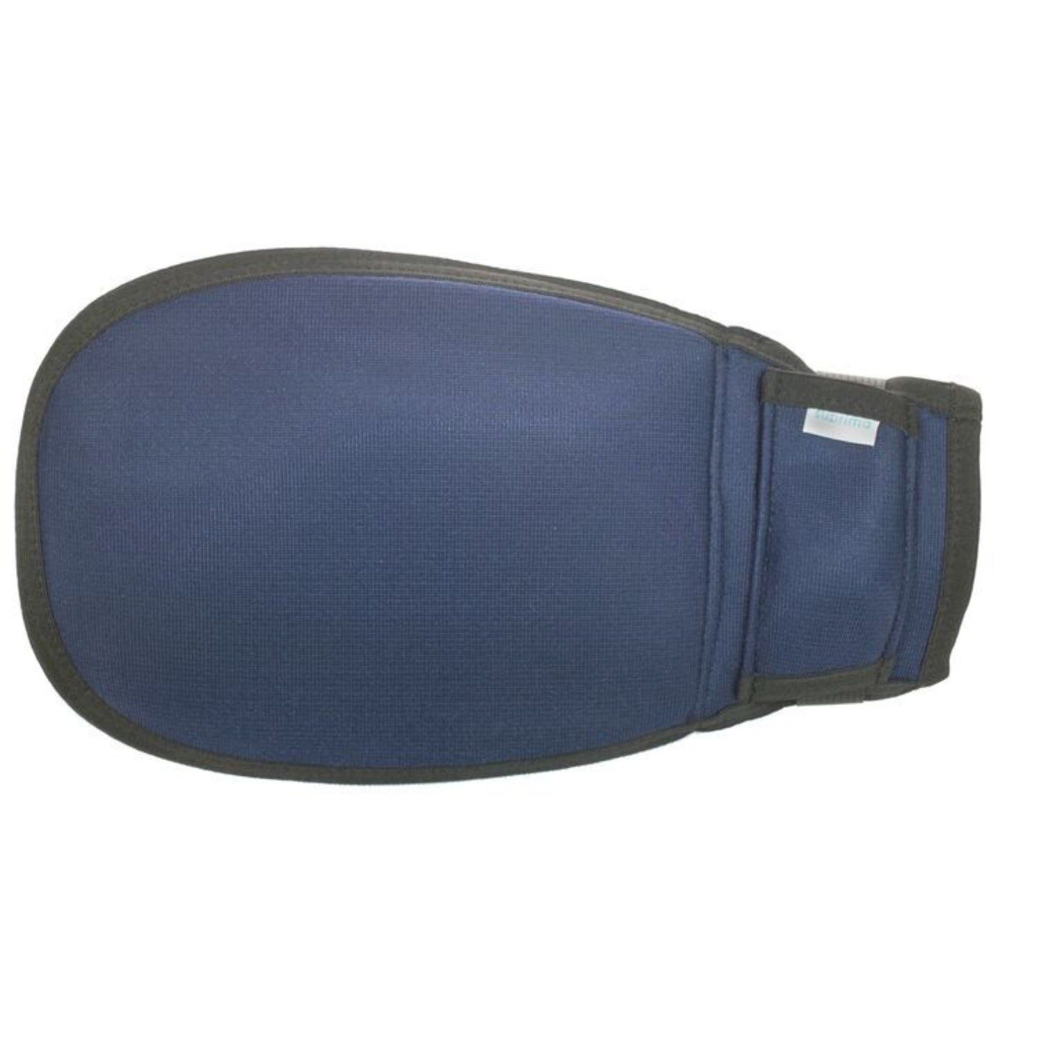 Blauer Handschuh mit schwarzem Rand und Manschette. Manschette mit weißem Etikett.