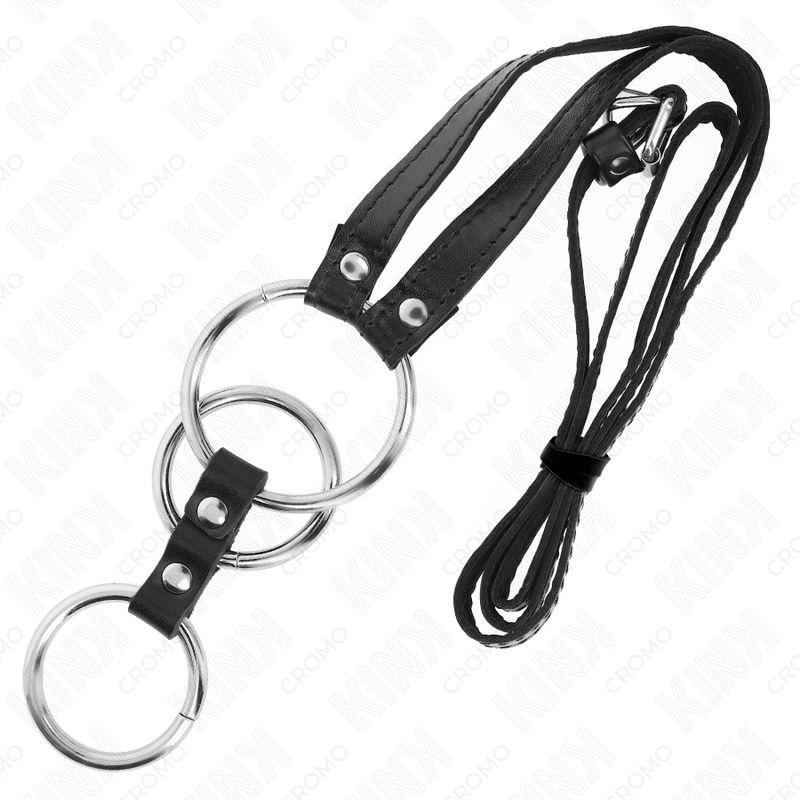 Penisring mit drei Metallringen und Lederriemen. Das Produkt ist freistehend.