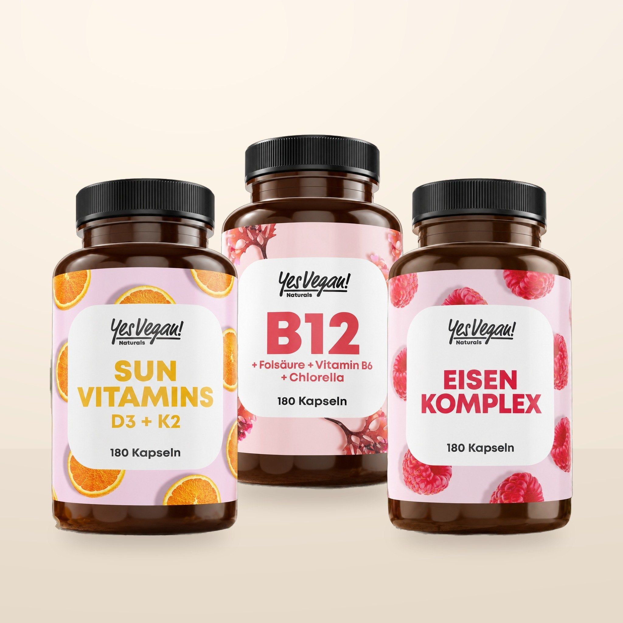 Drei Flaschen Yes Vegan Nahrungsergänzungsmittel: Sun Vitamins, B12 und Eisen Komplex.