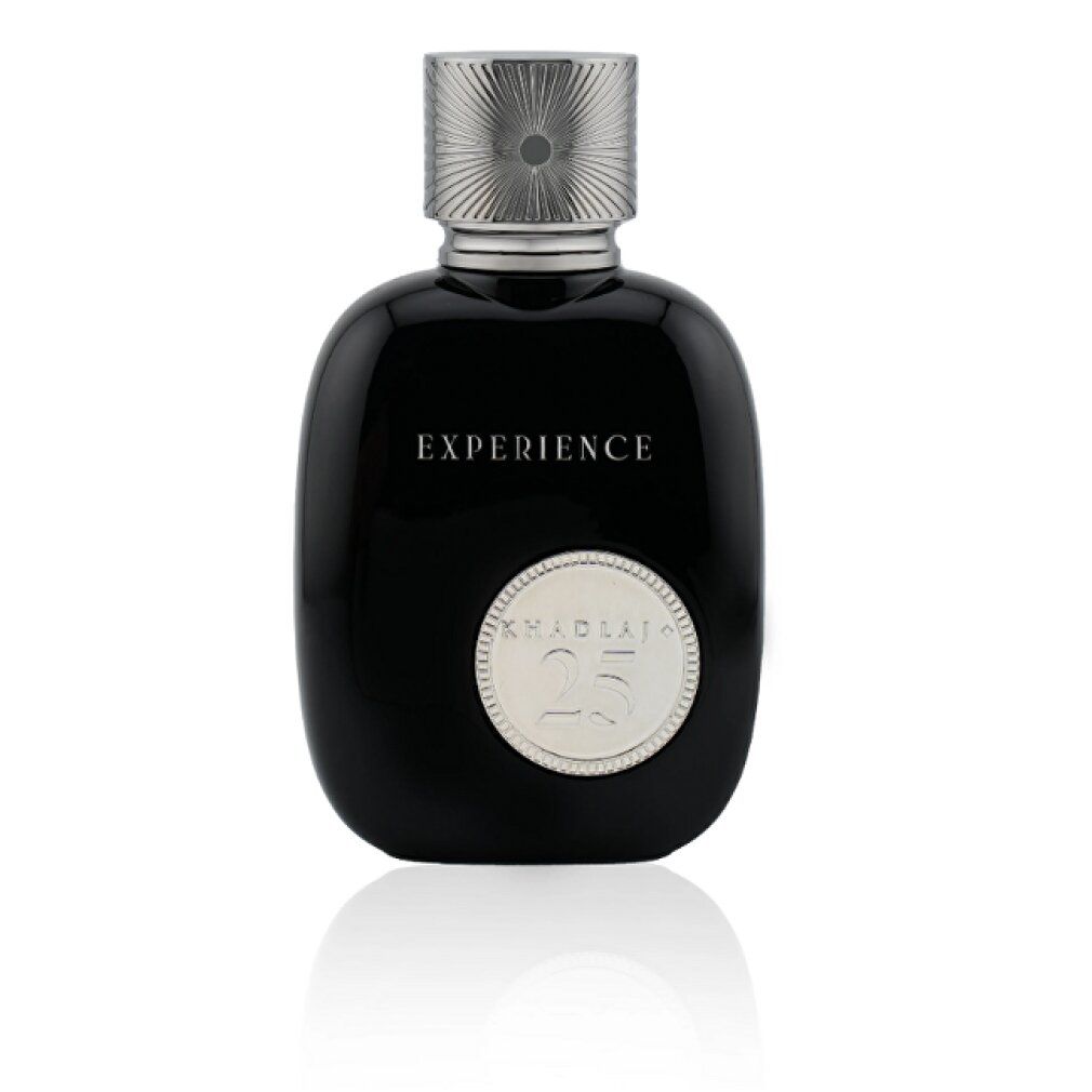 Schwarze Parfümflasche mit silbernem Verschluss und Etikett mit der Aufschrift "EXPERIENCE" und "25".