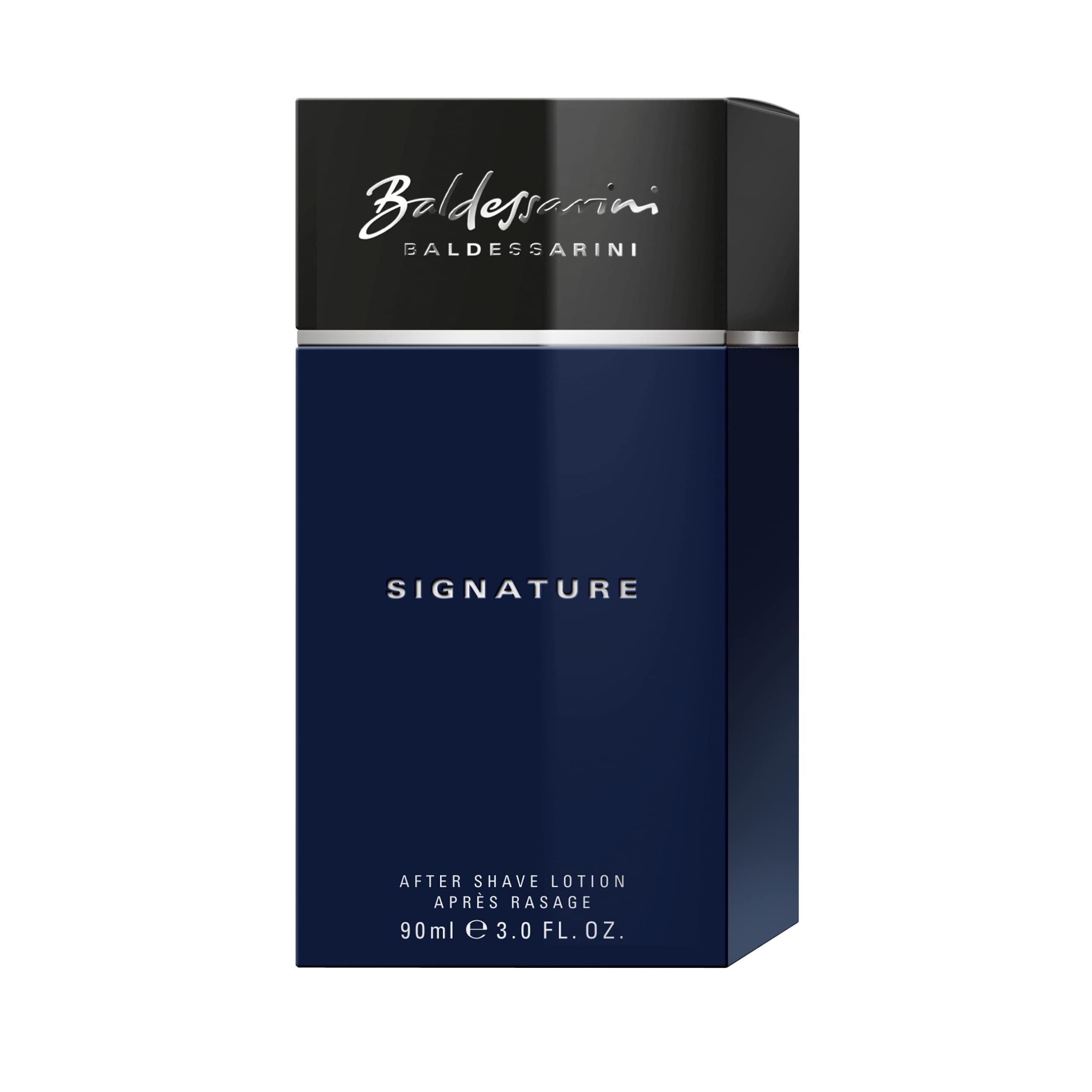 Dunkelblaue Kartonverpackung für After Shave Lotion mit silbernen Akzenten.