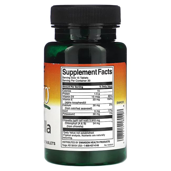 Rückseite der grünen Flasche. Aufschrift: Supplement Facts. Kyoto Chlorella. Nährwertangaben. 300 Tabletten.