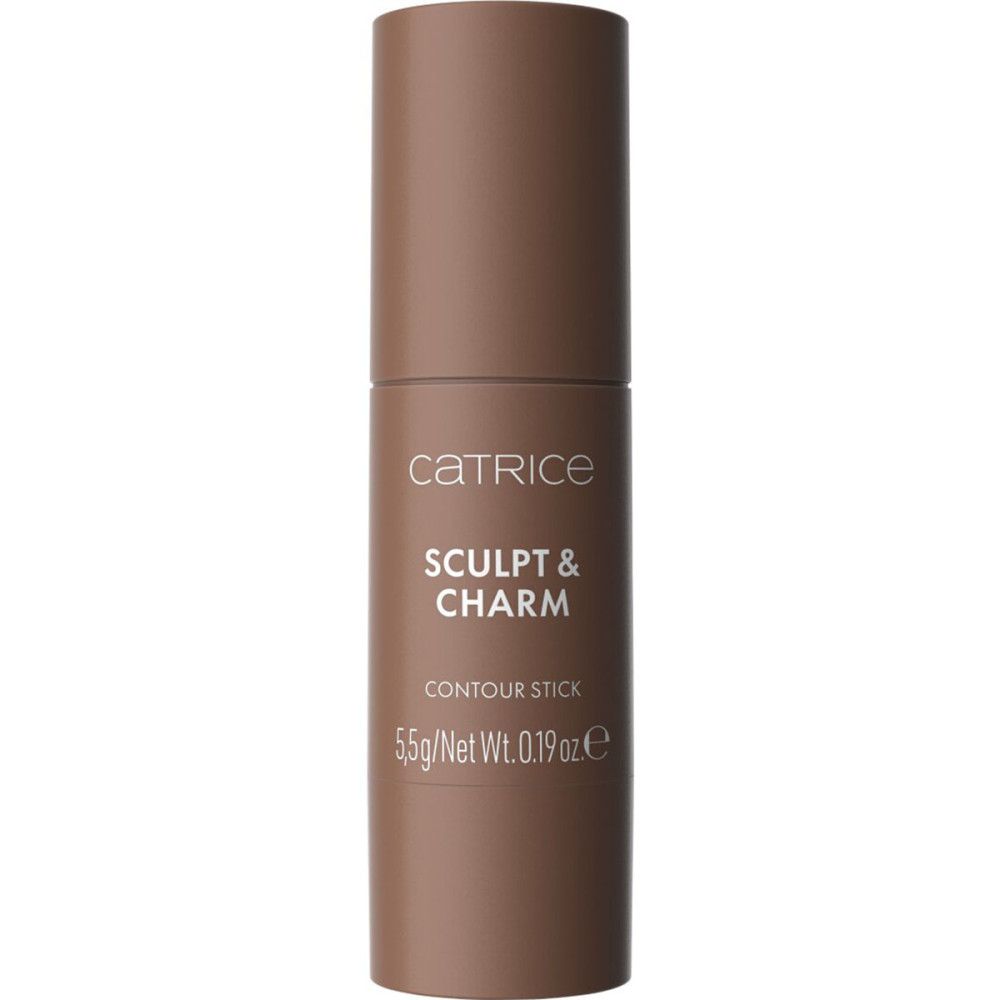 Brauner Catrice Sculpt & Charm Contour Stick. Zylindrische Form, braune Kappe. Schriftzug: Catrice, Sculpt & Charm, Contour Stick, 5,5g/Net Wt. 0.19 oz.e.