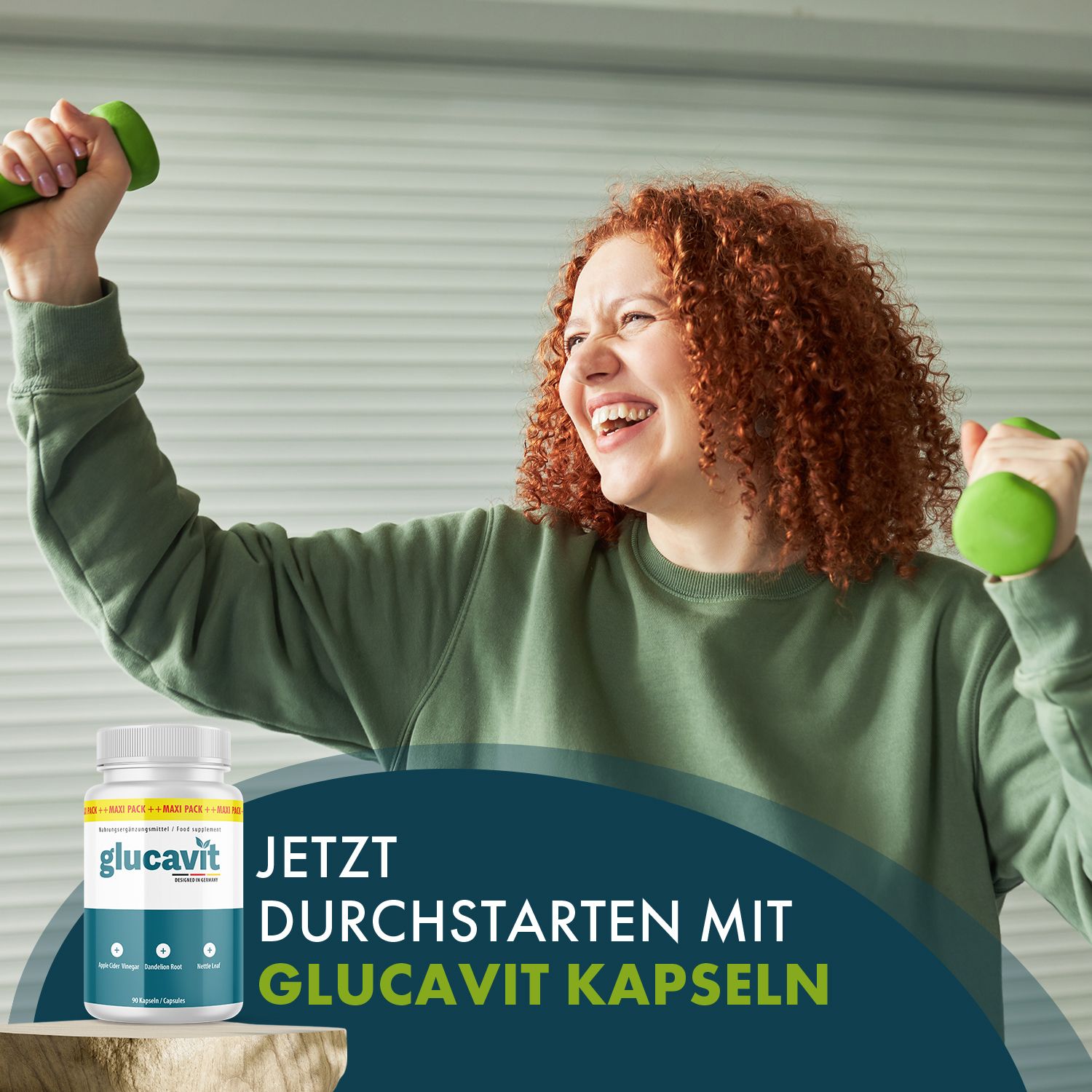 Frau mit Hanteln, neben Flasche Glucavit Kapseln. Text: Jetzt durchstarten mit Glucavit Kapseln.