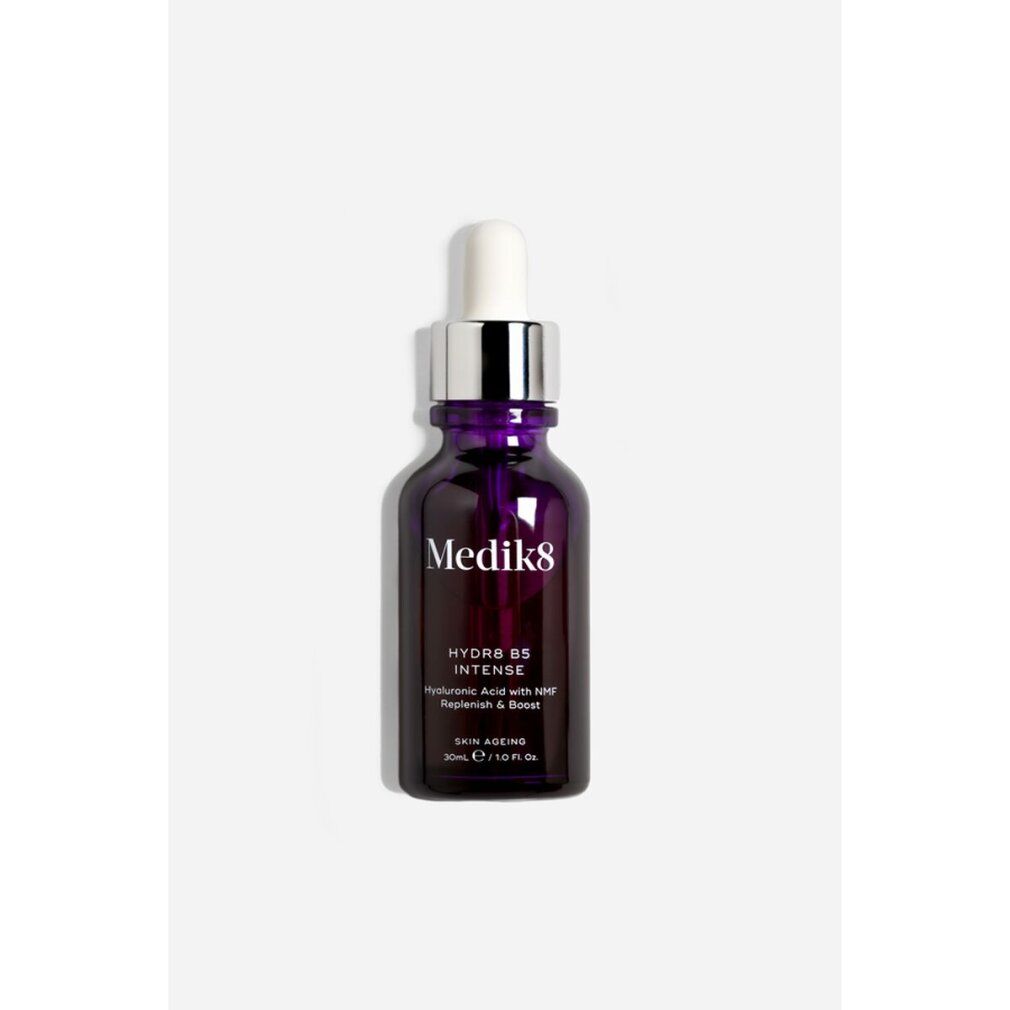 Violette Glasflasche mit Pipette. Medik8-Logo und Produktbezeichnung. Text: HYDR8 B5 INTENSE, Skin Ageing.