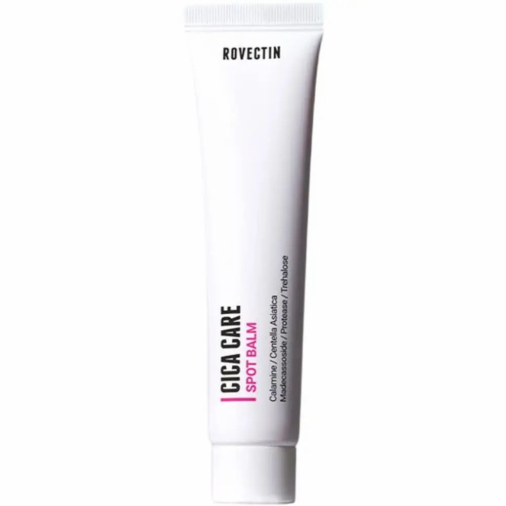 Weiße Tube. Aufschrift: Rovectin, Cica Care Spot Balm. Inhaltsstoffe: Calamine, Centella Asiatica, Madecassoside, Protease.