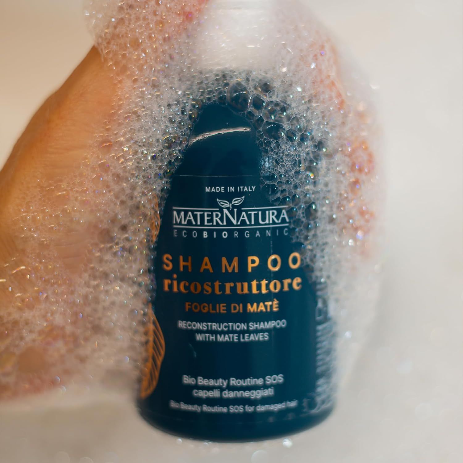 MaterNatura Shampoo Ricostruttore mit Mate-Blättern, 250ml.