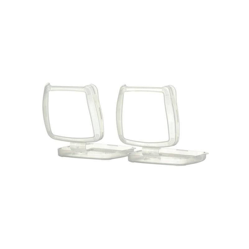 Zwei transparente Filterhalter. Quadratische Form mit abgerundeten Ecken. Klare, helle Kunststoffkonstruktion. Basis mit Scharnier.