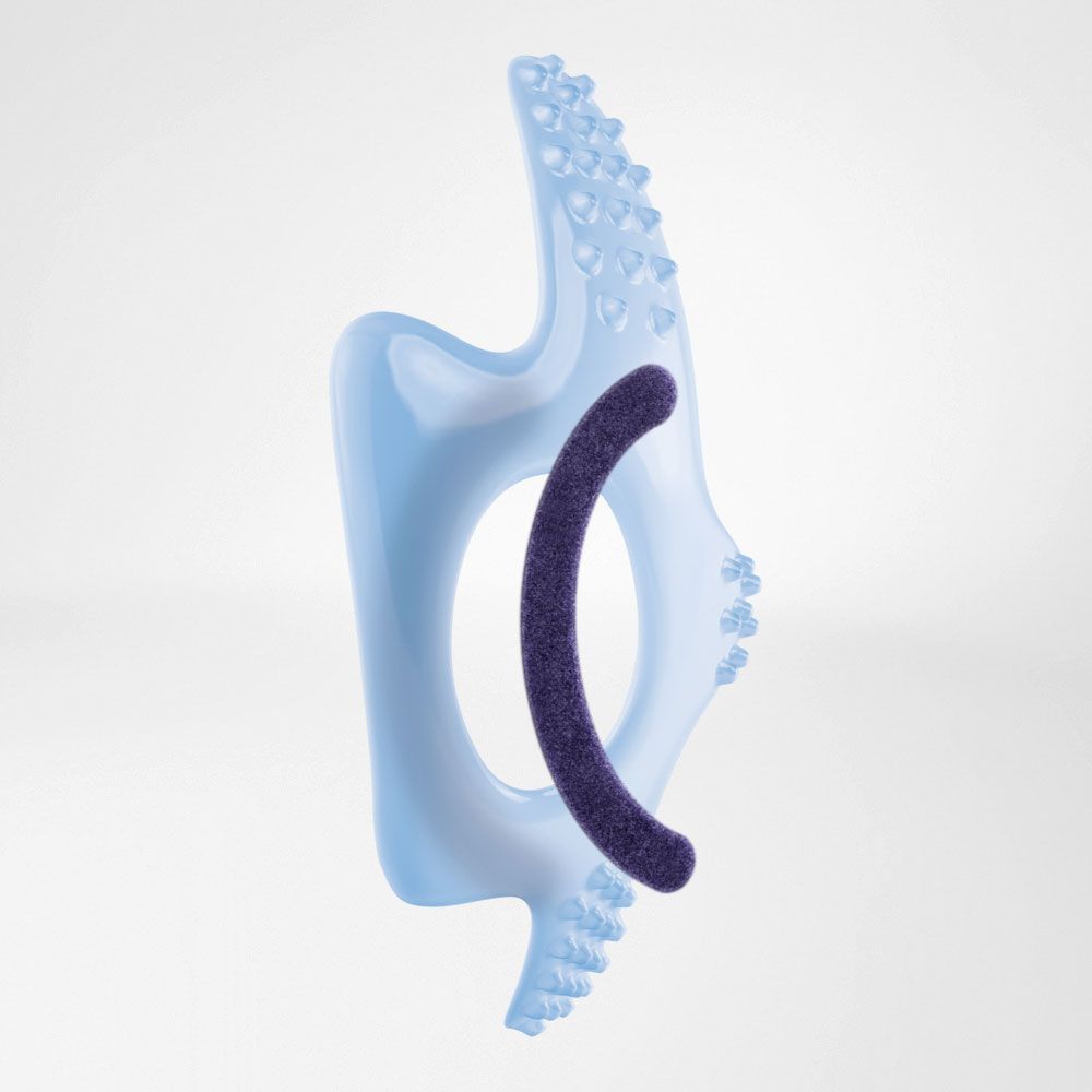 Hellblaue, ergonomisch geformte Applikator. Mit dunkelviolettem, gebogenem Einsatz.