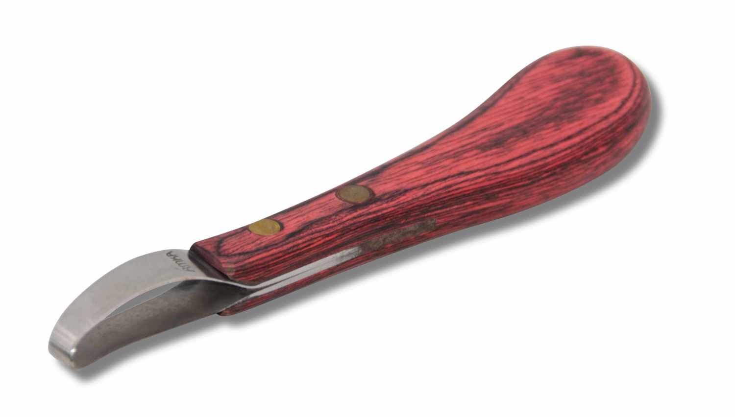 Hufmesser mit Holzgriff. Gebogene Klinge aus Metall. Roter Holzgriff mit Messingnieten.