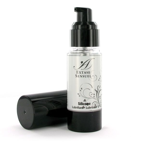 Silikongleitgel-Flasche mit schwarzem Pumpkopf und separater Kappe. Aufschrift: Extase Sensuel, Silicone, Lubricant.
