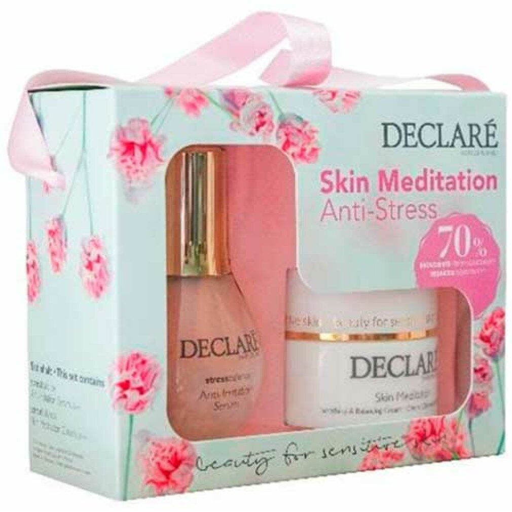 Geschenkbox mit DECLARÉ Skin Meditation Anti-Stress Produkten. Enthält Serum und Creme, verpackt mit rosa Schleife.