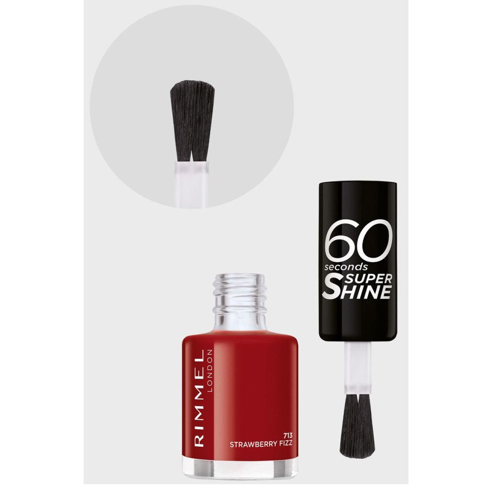 Roter Nagellack von Rimmel mit Pinsel und schwarzem Deckel. Schwarze Schrift: 60 seconds Super Shine. Farbton: Strawberry Fizz.