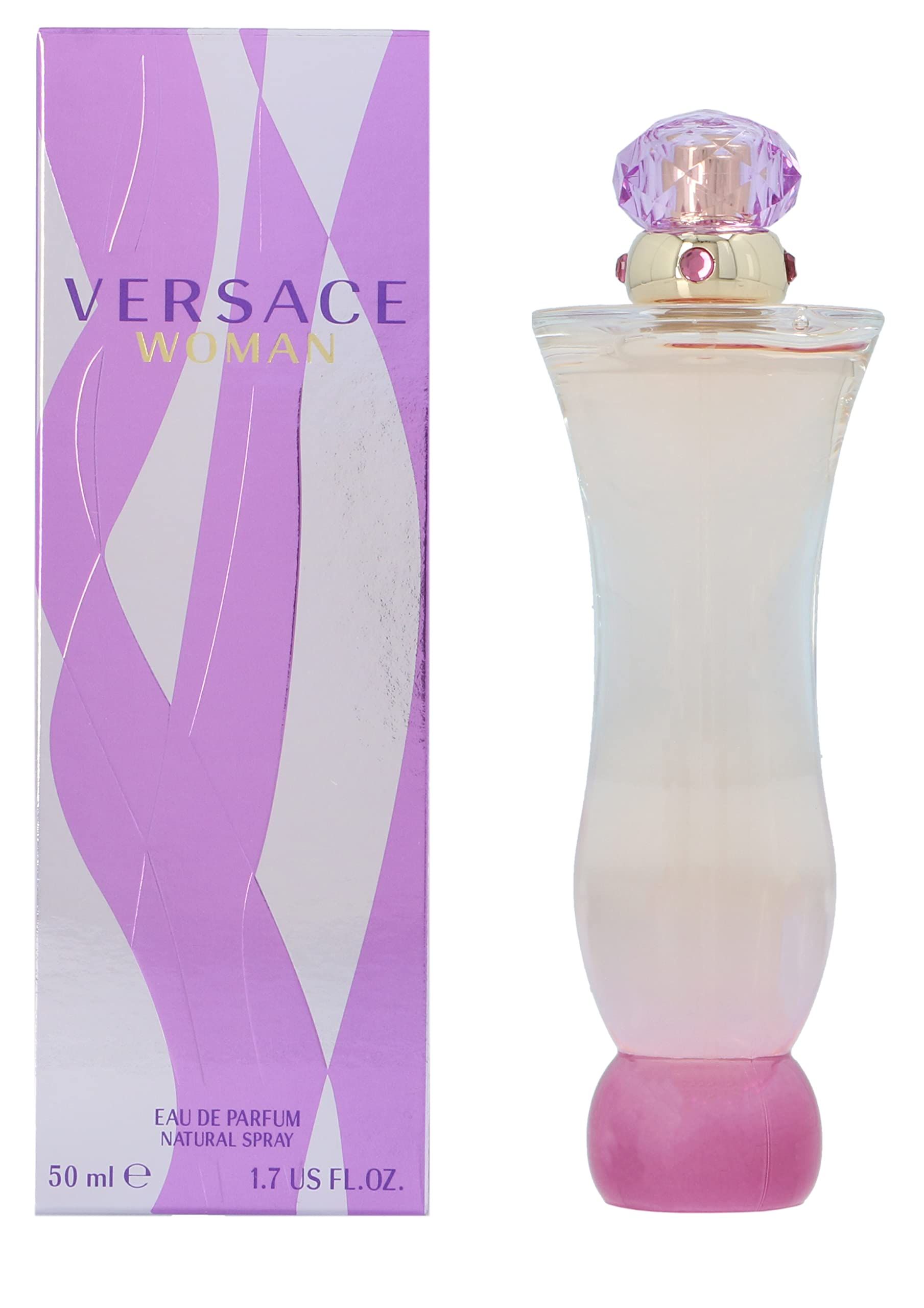 Parfümflakon mit rosa Boden und Verschluss. Daneben eine Verpackung mit dem Schriftzug "Versace Woman".