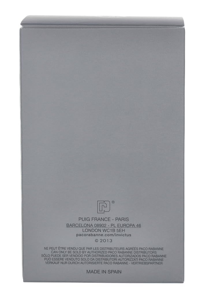Rückseite einer grauen Schachtel. Text mit Adresse, Copyright-Informationen und "Made in Spain".