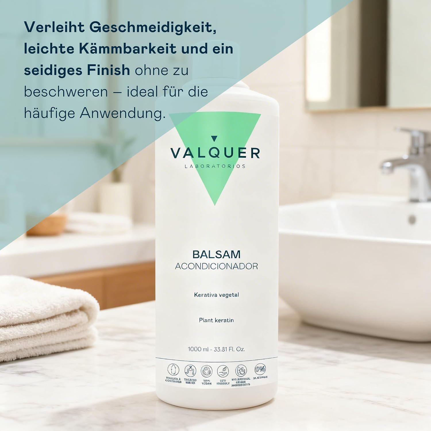Weißer Spender mit grüner Schrift. Enthält 1000ml Basic Balsam Conditioner mit pflanzlichem Keratin.
