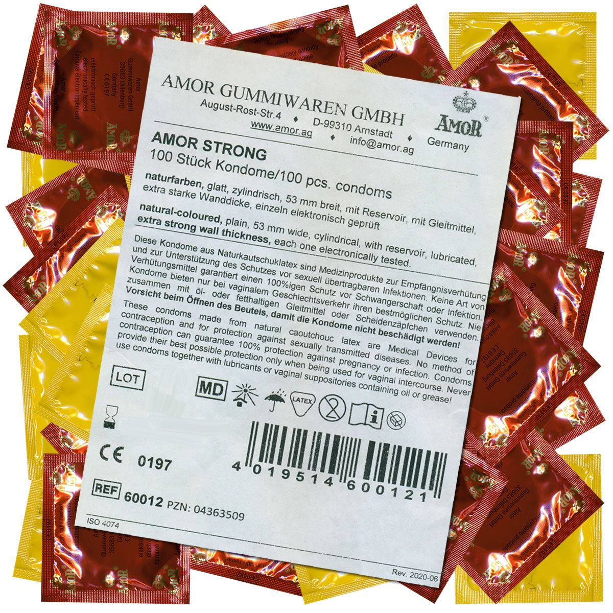 Verpackung mit Kondomen. Aufdruck: AMOR STRONG, 100 Stück. Einzeln verpackt in rot-gelben Folien.