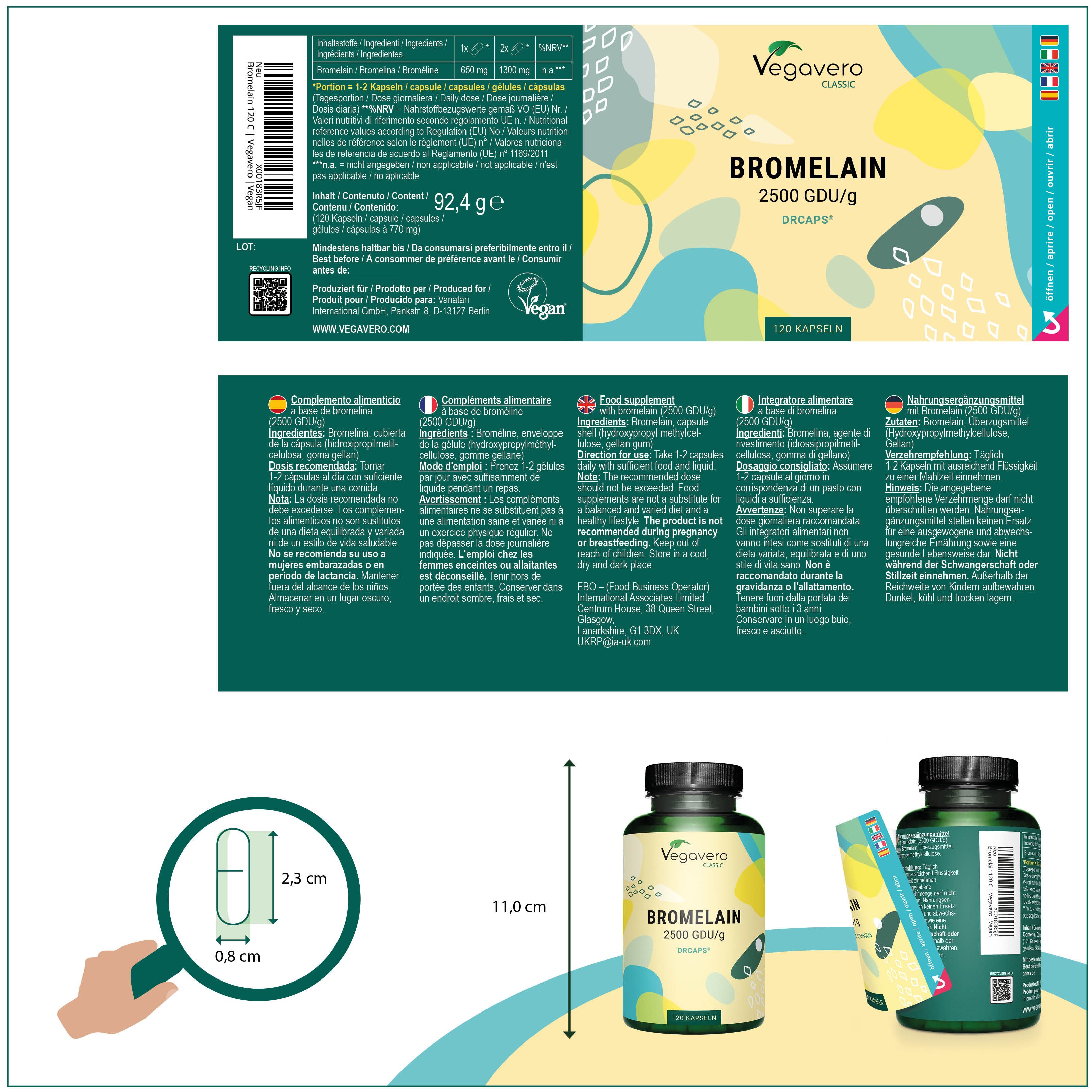 Produktverpackung mit Etikett. Flasche mit Bromelain 2500 GDU/g. Aufdrucke in mehreren Sprachen. Maße: 11,0 cm hoch.