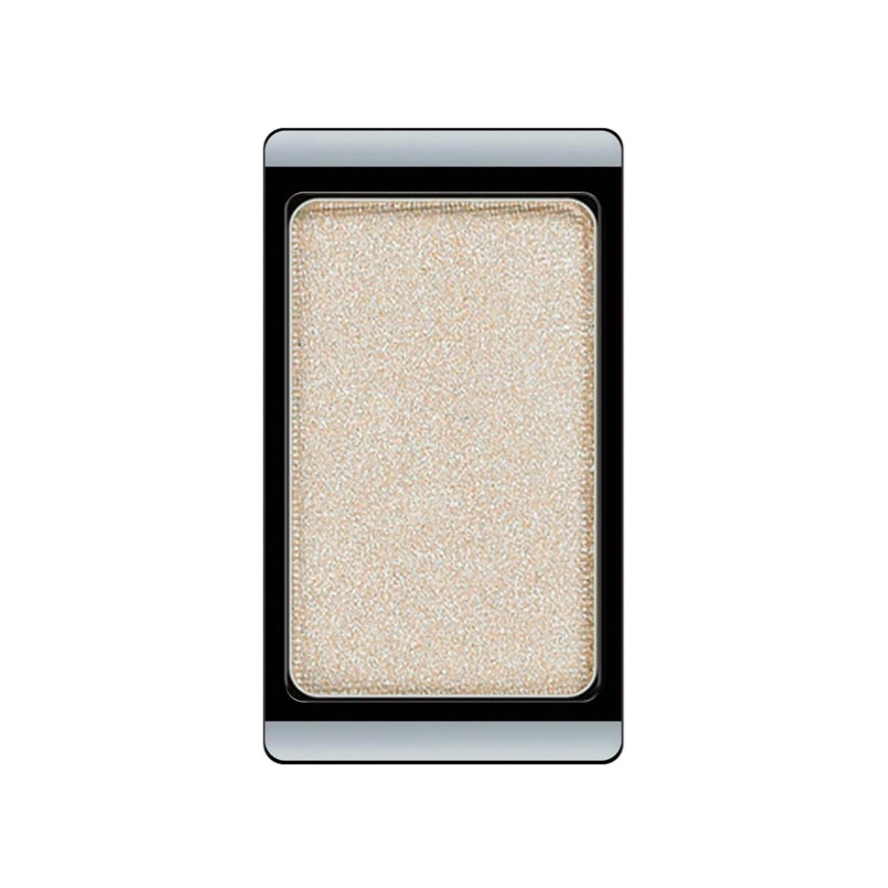 Lidschatten Pearlfarben, rechteckig, hellbeige mit silbernem Schimmer, in schwarzem und silbernem Gehäuse.