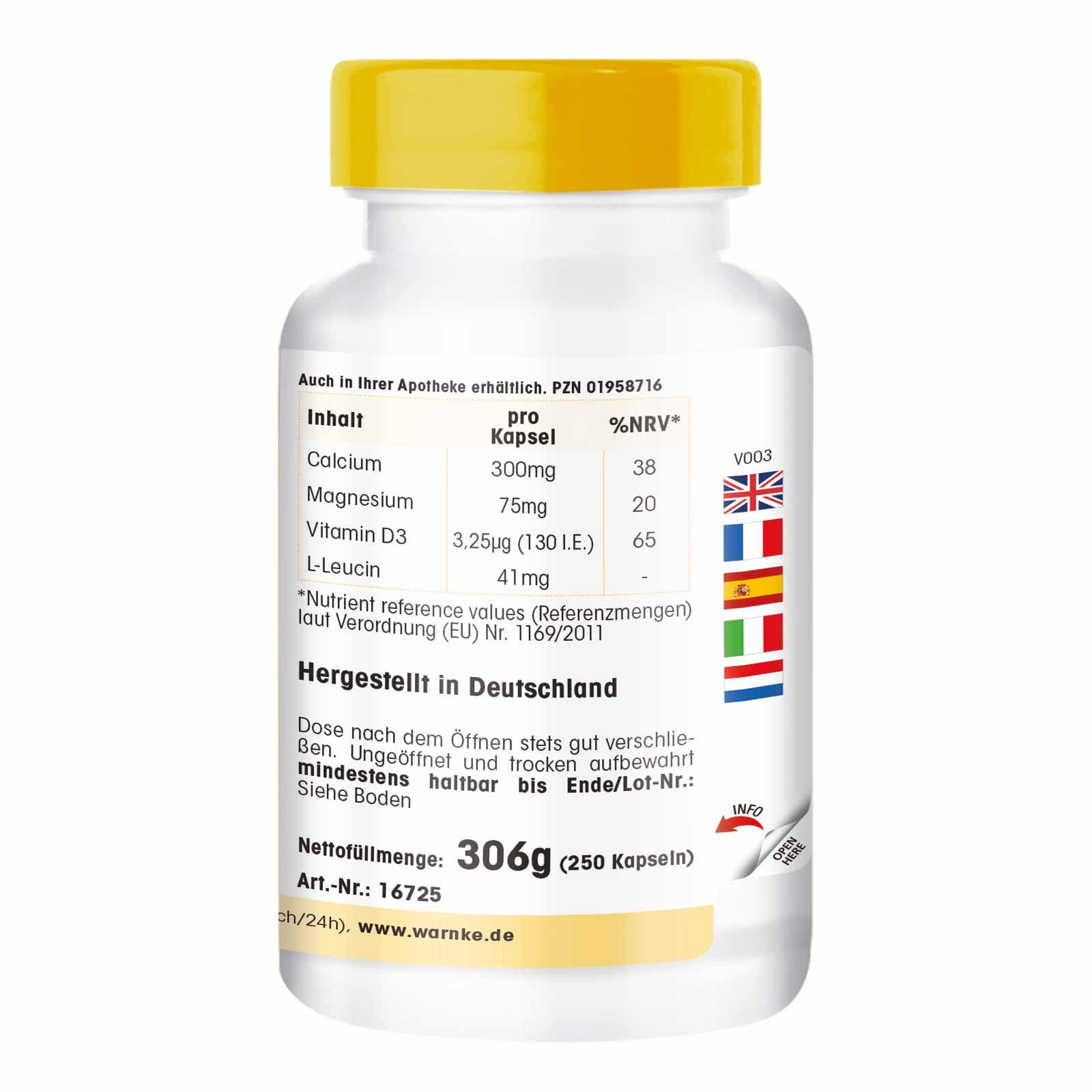Weiße Flasche mit gelbem Deckel. Text: Inhalt pro Kapsel, Calcium, Magnesium, Vitamin D3, L-Leucin. Hergestellt in Deutschland.