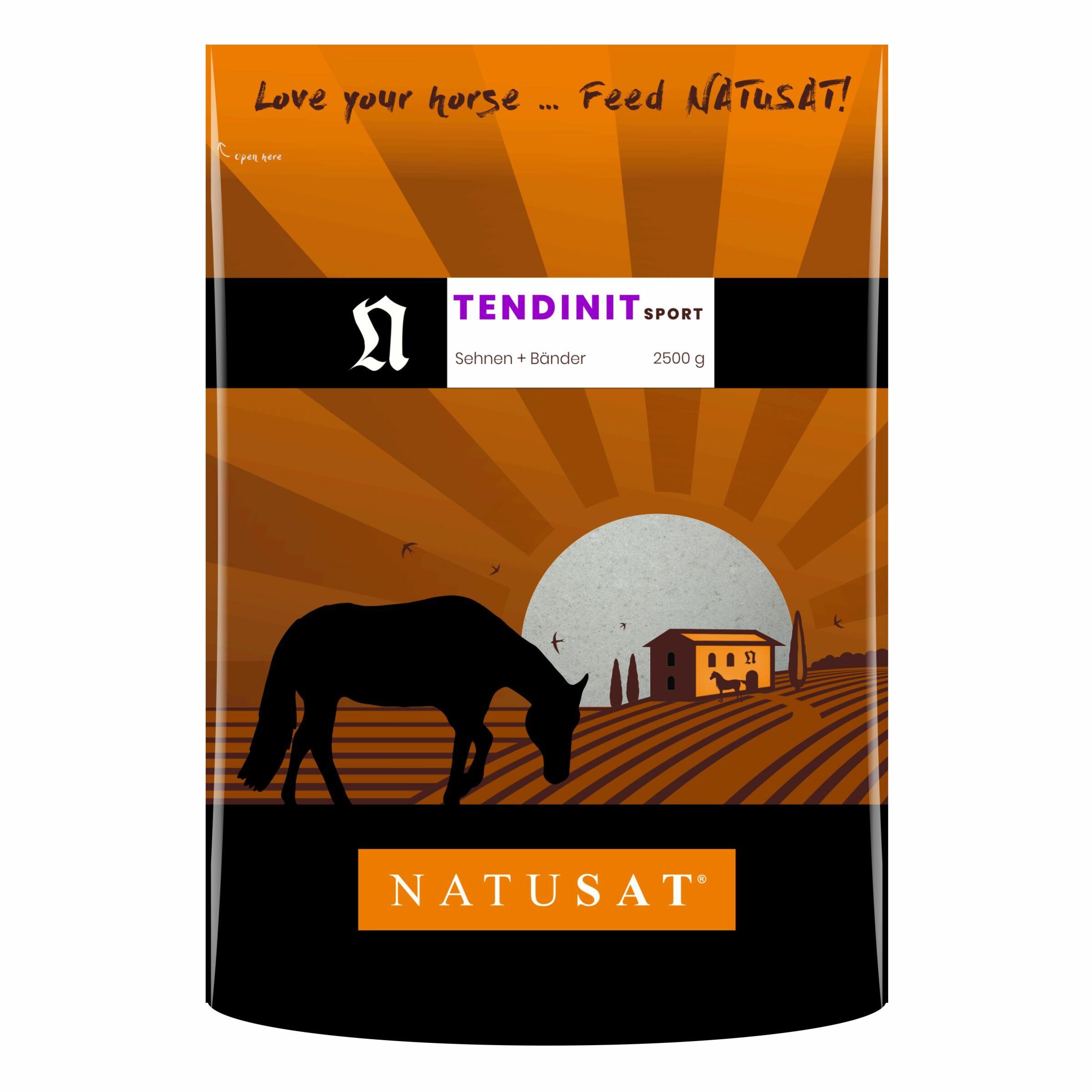 Verpackung mit Produkt für Pferde. Schwarzes Pferd auf Feld, Sonne im Hintergrund. Text: TENDINIT Sport, Natusat.