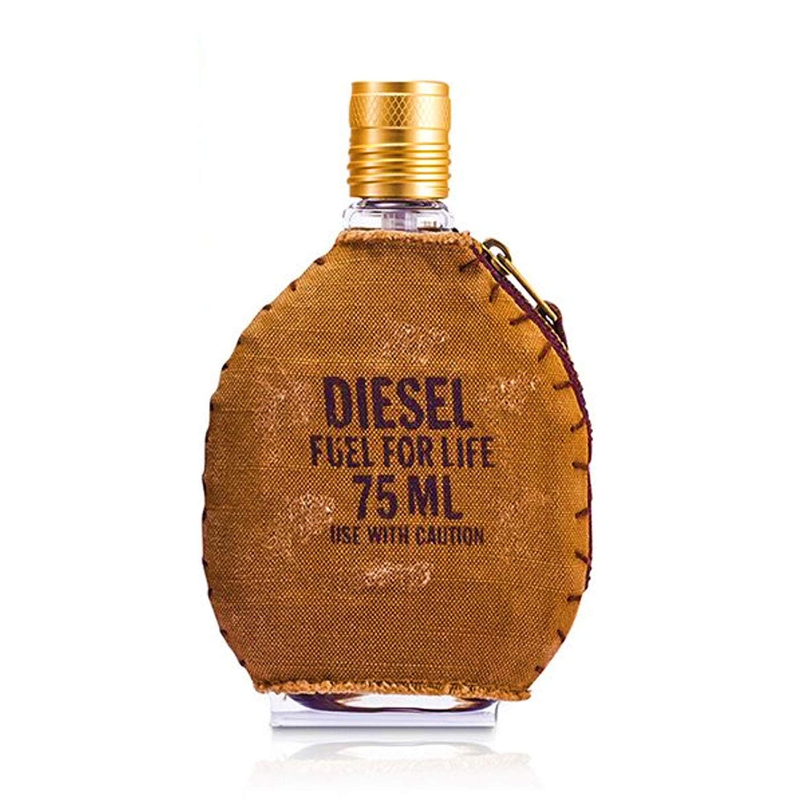 Parfümflakon mit braunem Lederbezug und goldenem Verschluss. Aufschrift DIESEL FUEL FOR LIFE.