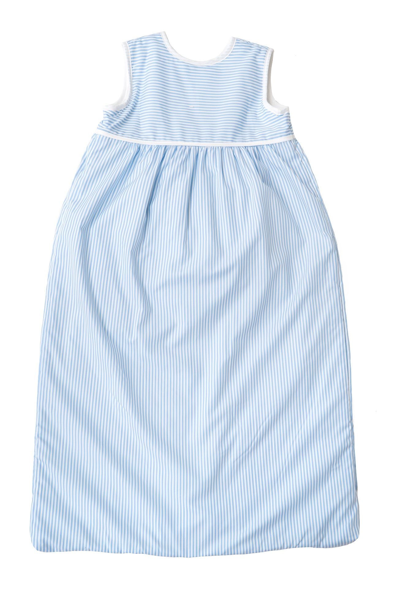 Blau-weiß gestreifter Schlafsack. Weißer Saum. Rückansicht. Ohne Reißverschluss sichtbar.
