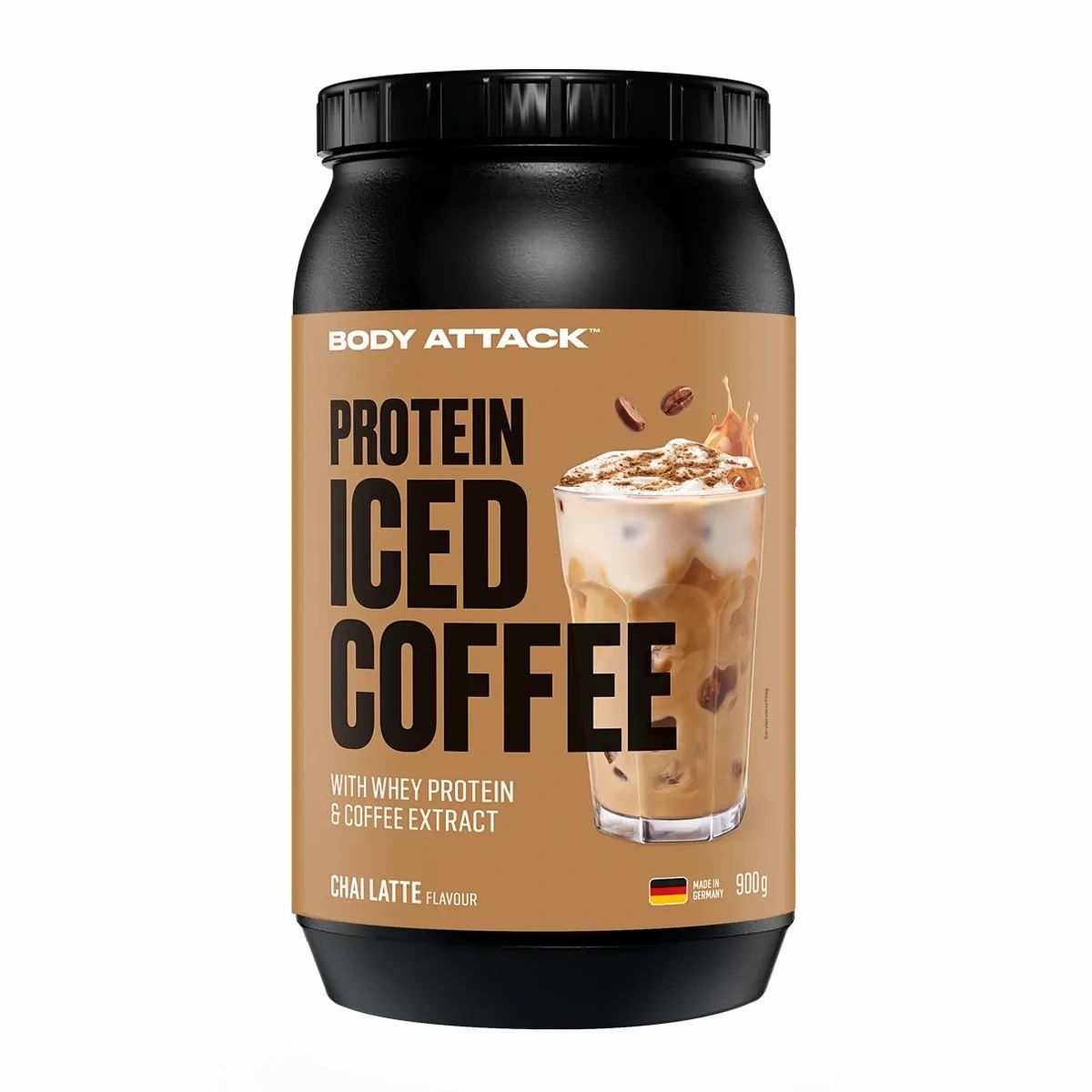 Body Attack Protein Iced Coffee Chai Latte Geschmack in schwarzer Dose mit Kaffeeglas-Abbildung.