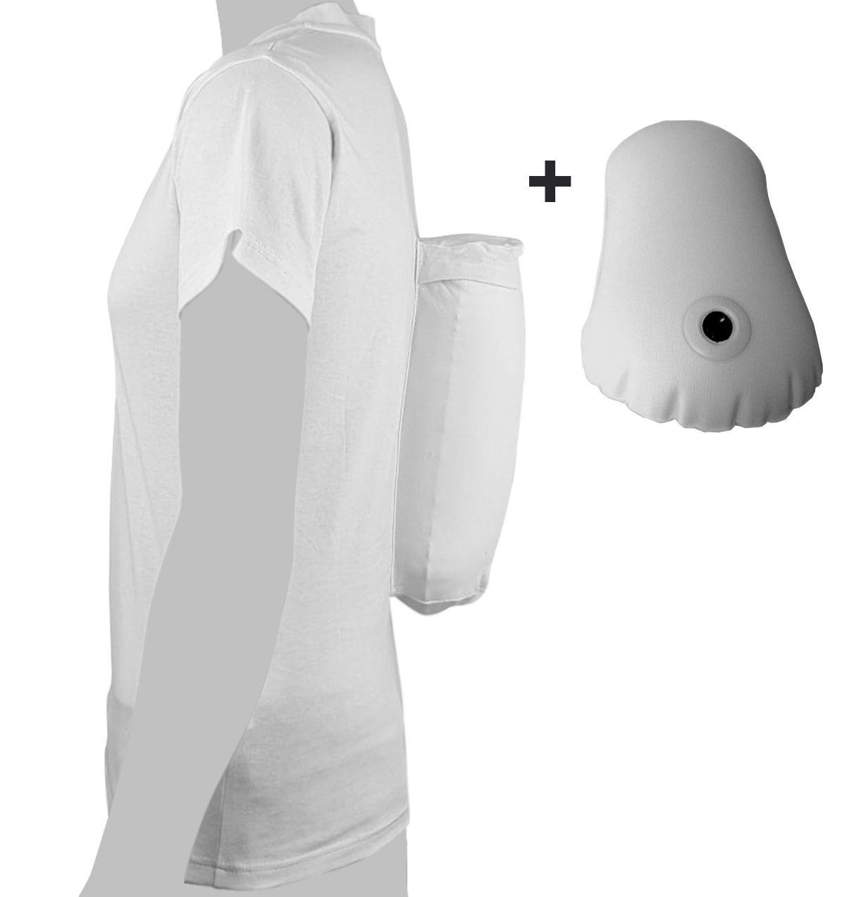 Person trägt weißes T-Shirt mit einem weißen, zylindrischen Kissen am Rücken. Separates, tropfenförmiges Kissen.