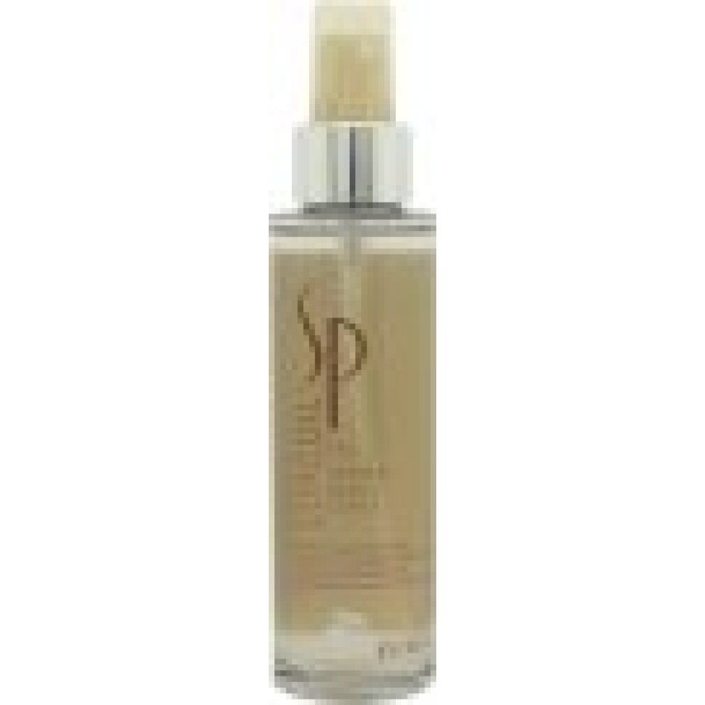 Sprühflasche mit Produkt. Aufschrift SP Luxe Oil Keratin Boost Essence. Goldfarbenes Etikett, silberner Sprühkopf.