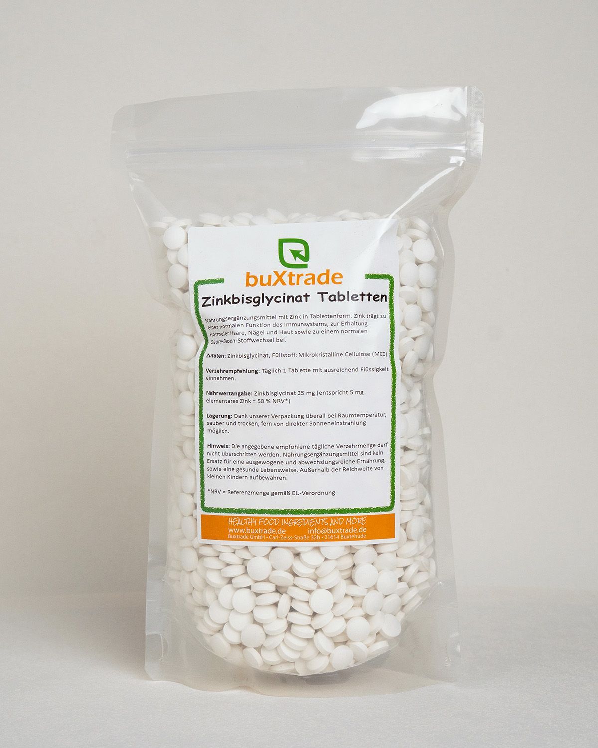 Bags of buXtrade Zinkbisglycinat Tabletten, a dietary supplement.