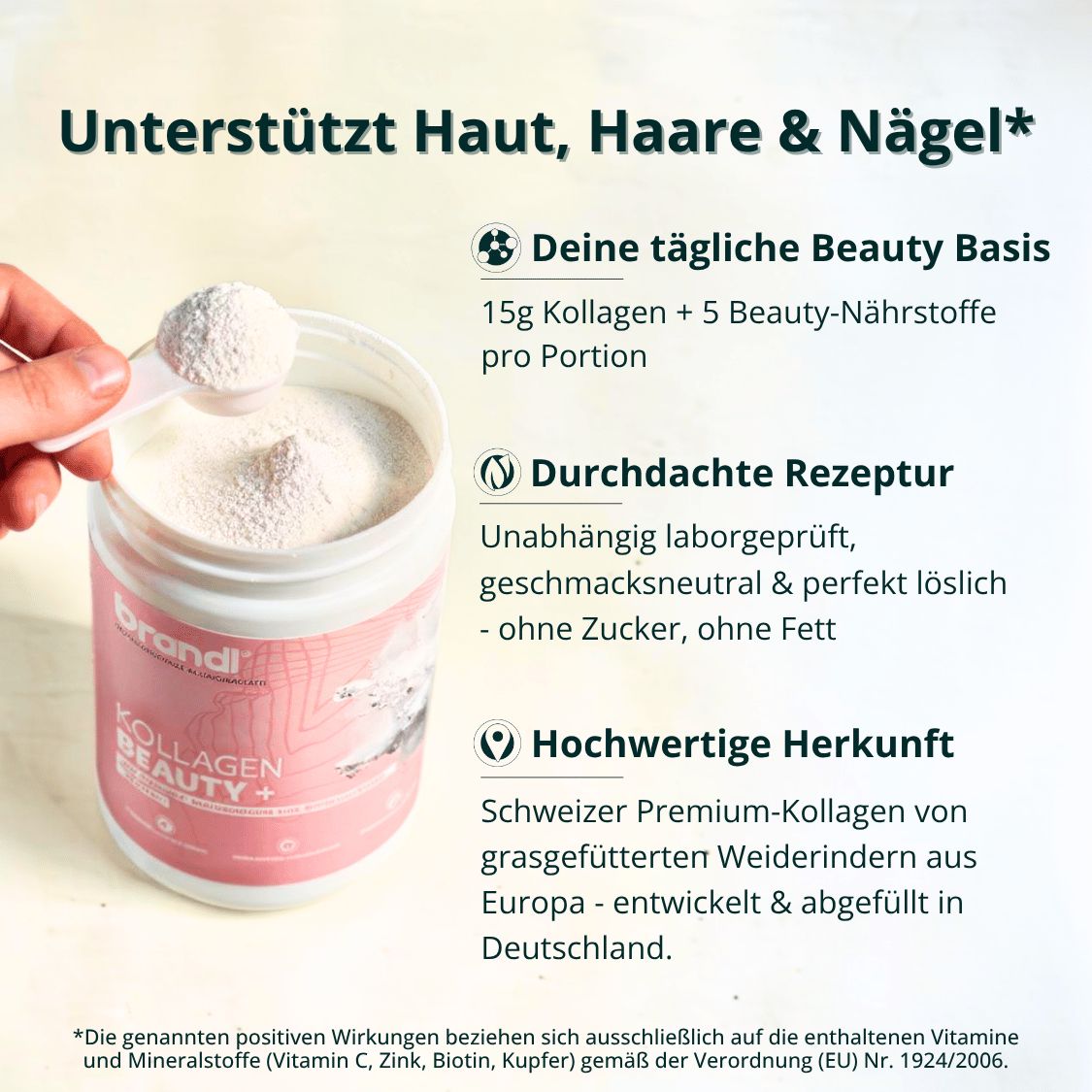 Weißes Pulver in einem Behälter. Eine Hand hält einen Messlöffel voll Pulver. Text: Kollagen Beauty+, 15g Kollagen + 5 Beauty-Nährstoffe.